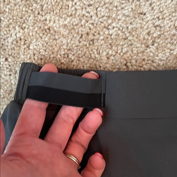 Lululemon Surge 6” Lined Gray Reflective Shorts - Picture 6 of 11